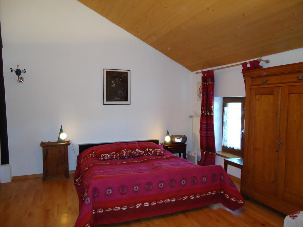 Gîte Rural 1666 Saignelégier Chambre photo
